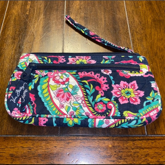 Vera Bradley Wristlet - Picture 2 of 3
